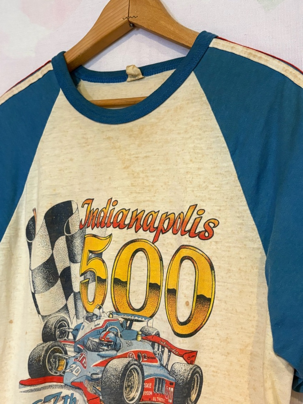 Indianapolis 500 Men's Raglan Tee Cream & Blue Vintage Racing Graphic 1983 RARE - Picture 4 of 10